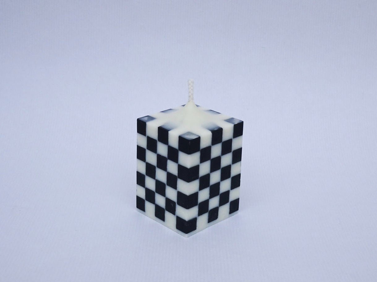 The Checkerboard Pillar Candle - Black/White