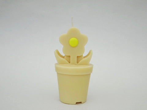 The Flowerpot Candle - Cream